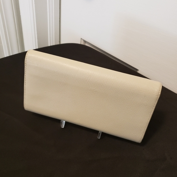 Bally Of Switzerland Saffiano Leather Bifold Wallet, Classic - Picture 2 of 10